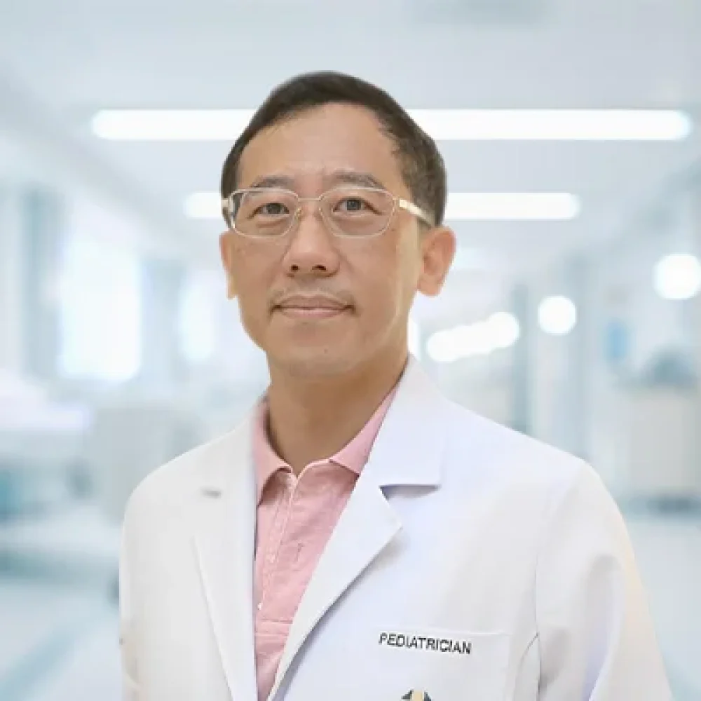 Dr.-Panu-Nacharoong